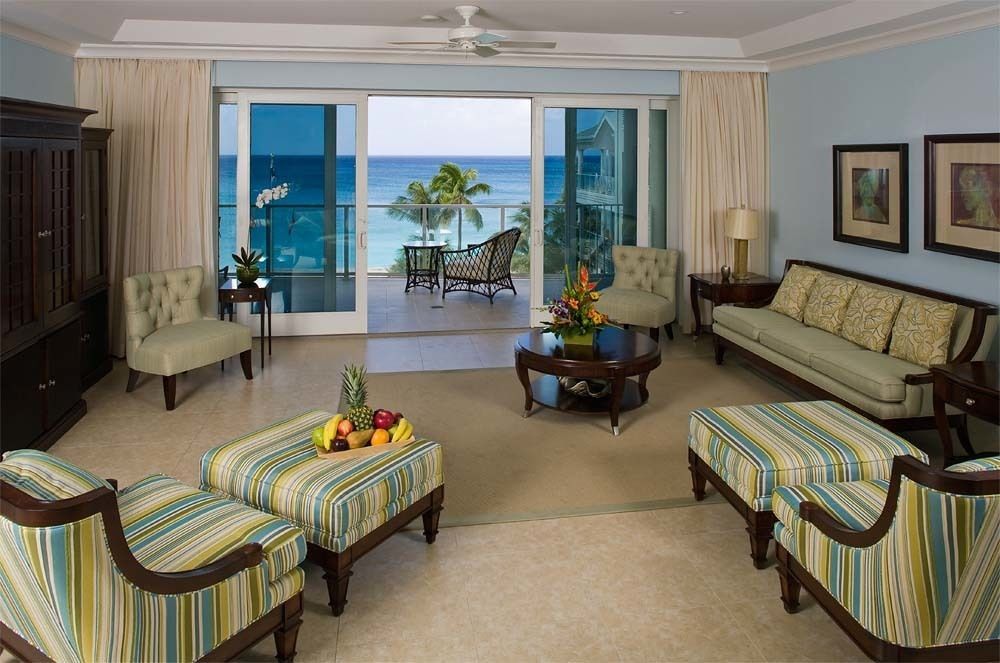 Caribbean Club Boutique Hotel, Grand Cayman Hotel